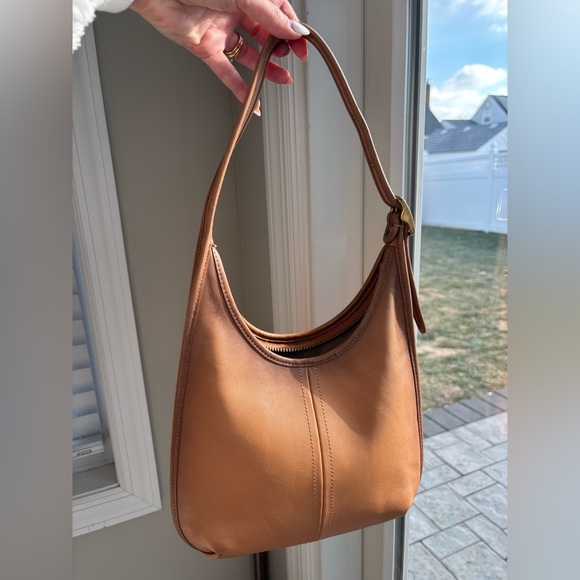 Coach Handbags - Coach Tan Leather Shoulder Bag